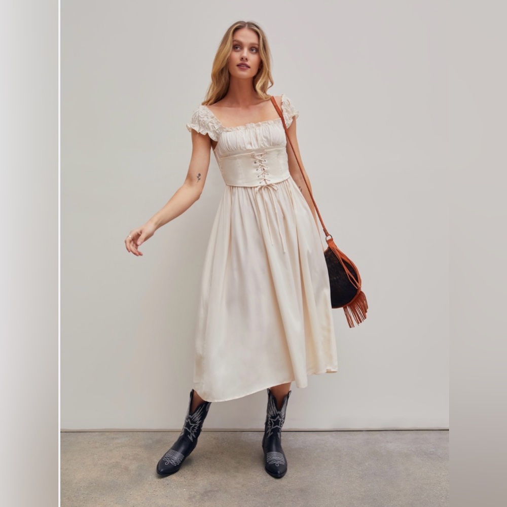 Cider Solid Ruffles Lace Up Cream White Maxi Dress Sz M
